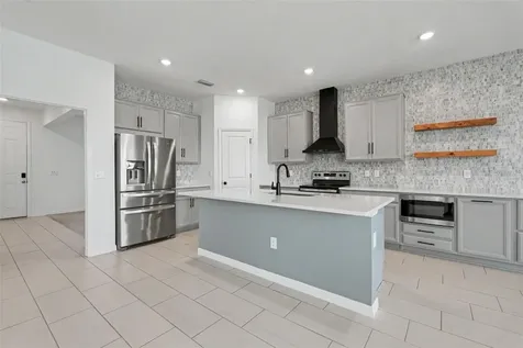 11824 Clare Hill Avenue Riverview FL 33579