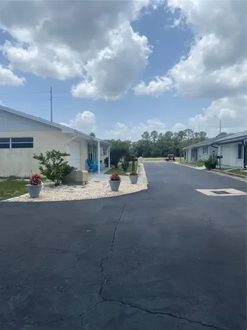 703 Huxley Place Sun City Center FL 33573