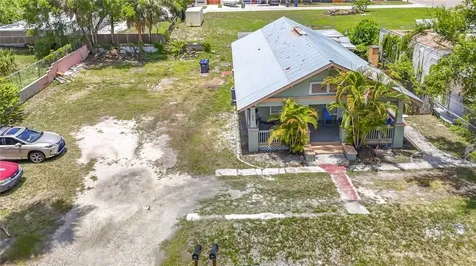 2020 Davis Street Tampa FL 33605