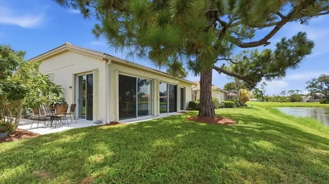 6724 Greenview Lane Englewood FL 34224