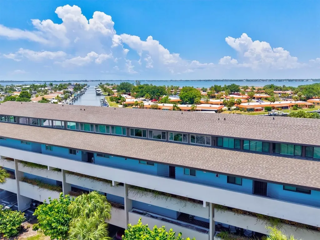 9604 Cortez Road W Bradenton FL 34210