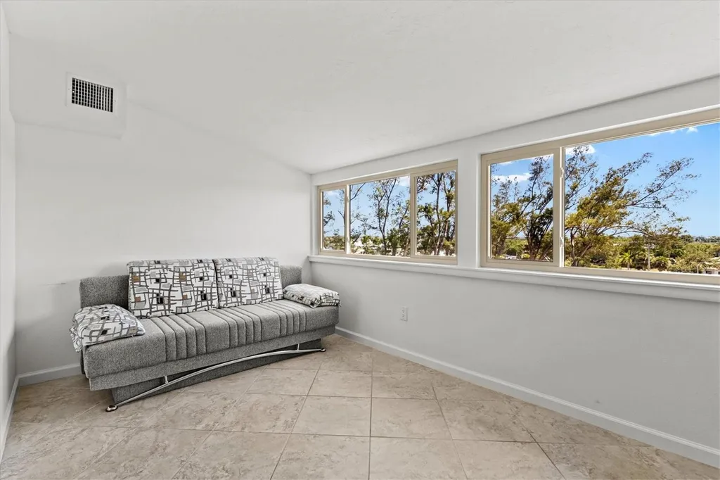 9604 Cortez Road W Bradenton FL 34210