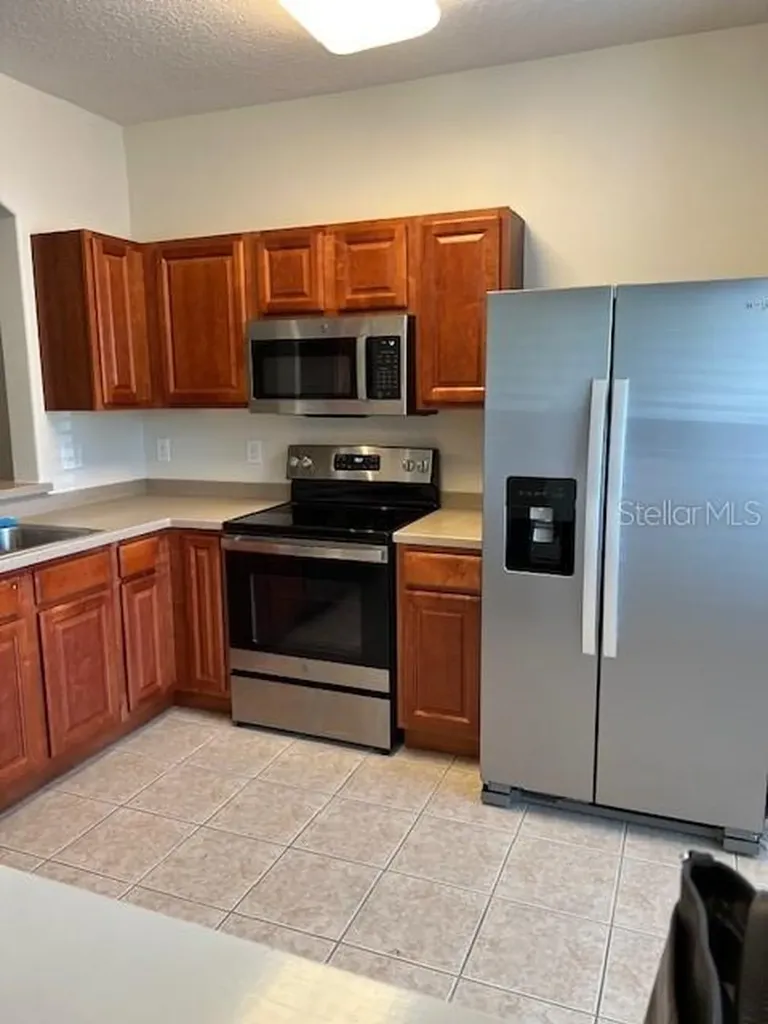 1140 Hillhurst Drive Wesley Chapel FL 33543