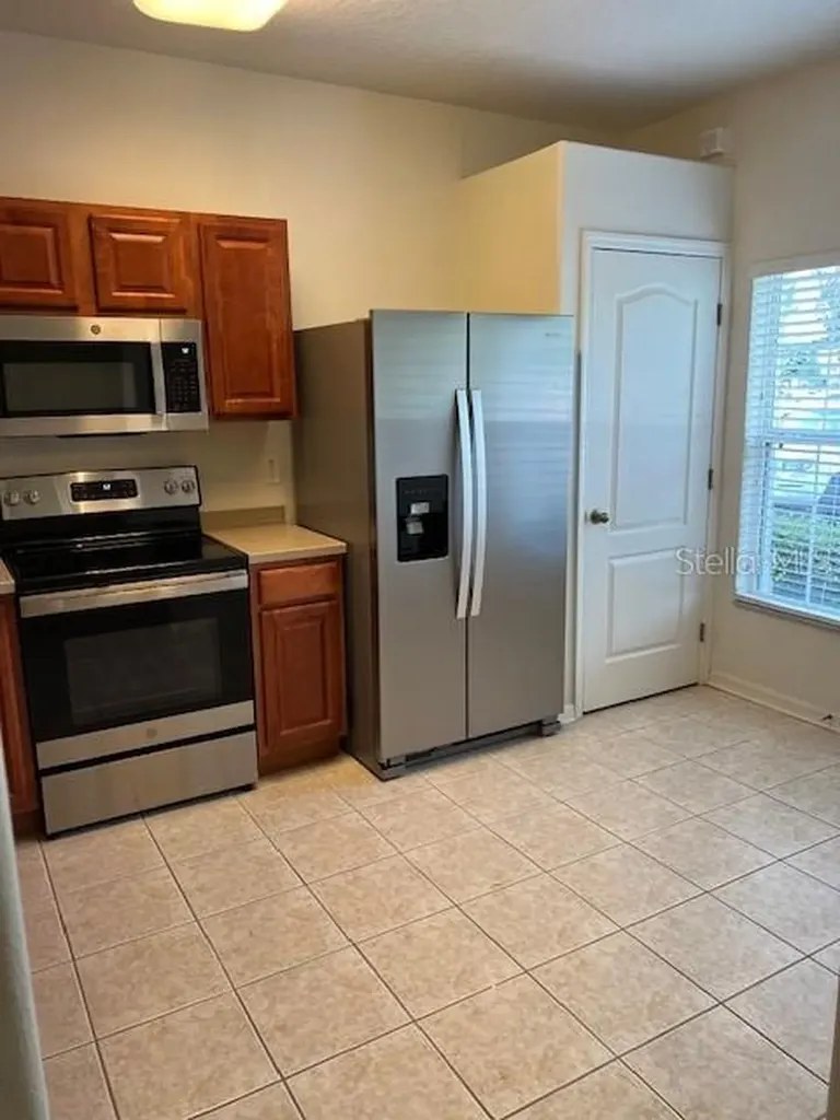 1140 Hillhurst Drive Wesley Chapel FL 33543