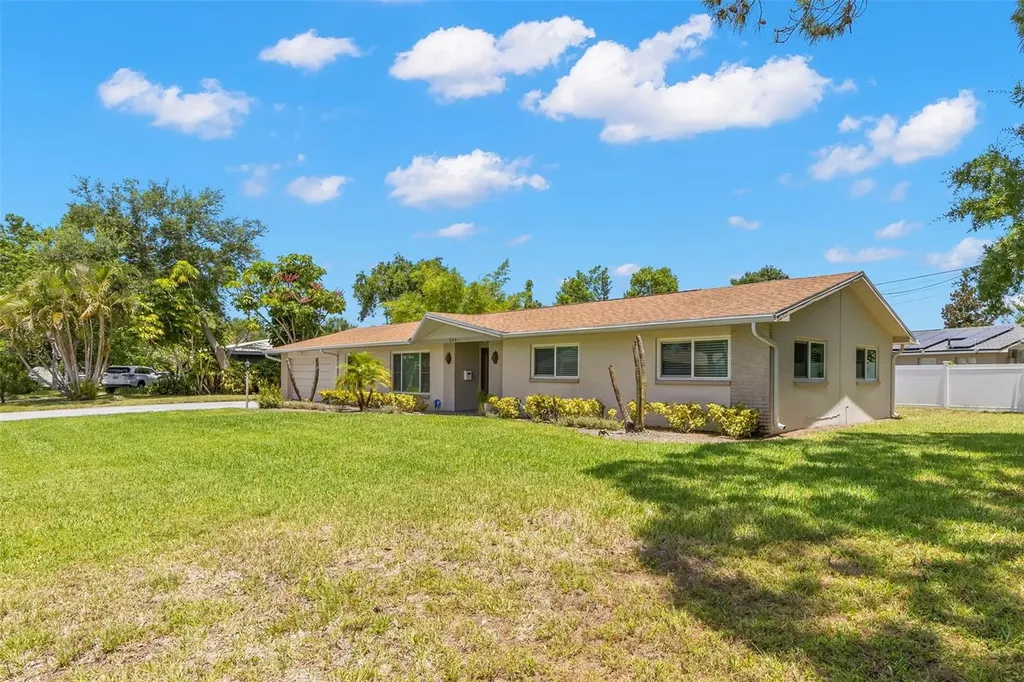 2391 66th Terrace S St Petersburg FL 33712