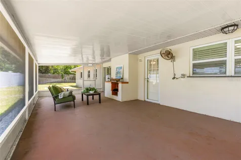 2391 66th Terrace S St Petersburg FL 33712