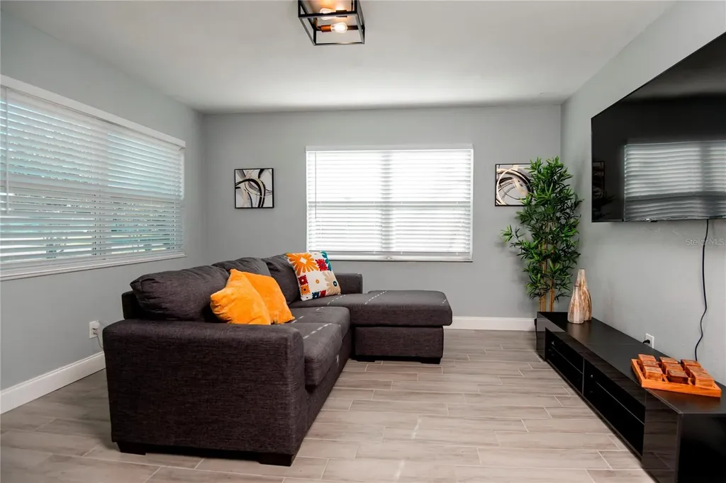 3147 W Cordelia Street Tampa FL 33607