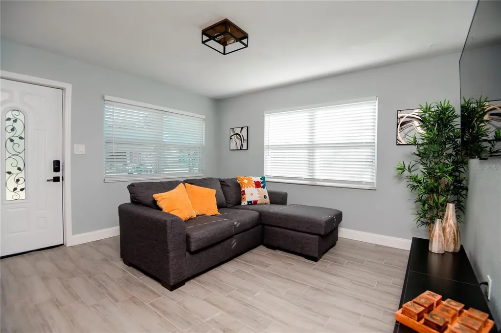 3147 W Cordelia Street Tampa FL 33607