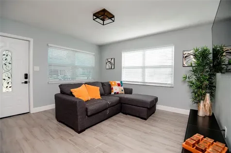 3147 W Cordelia Street Tampa FL 33607