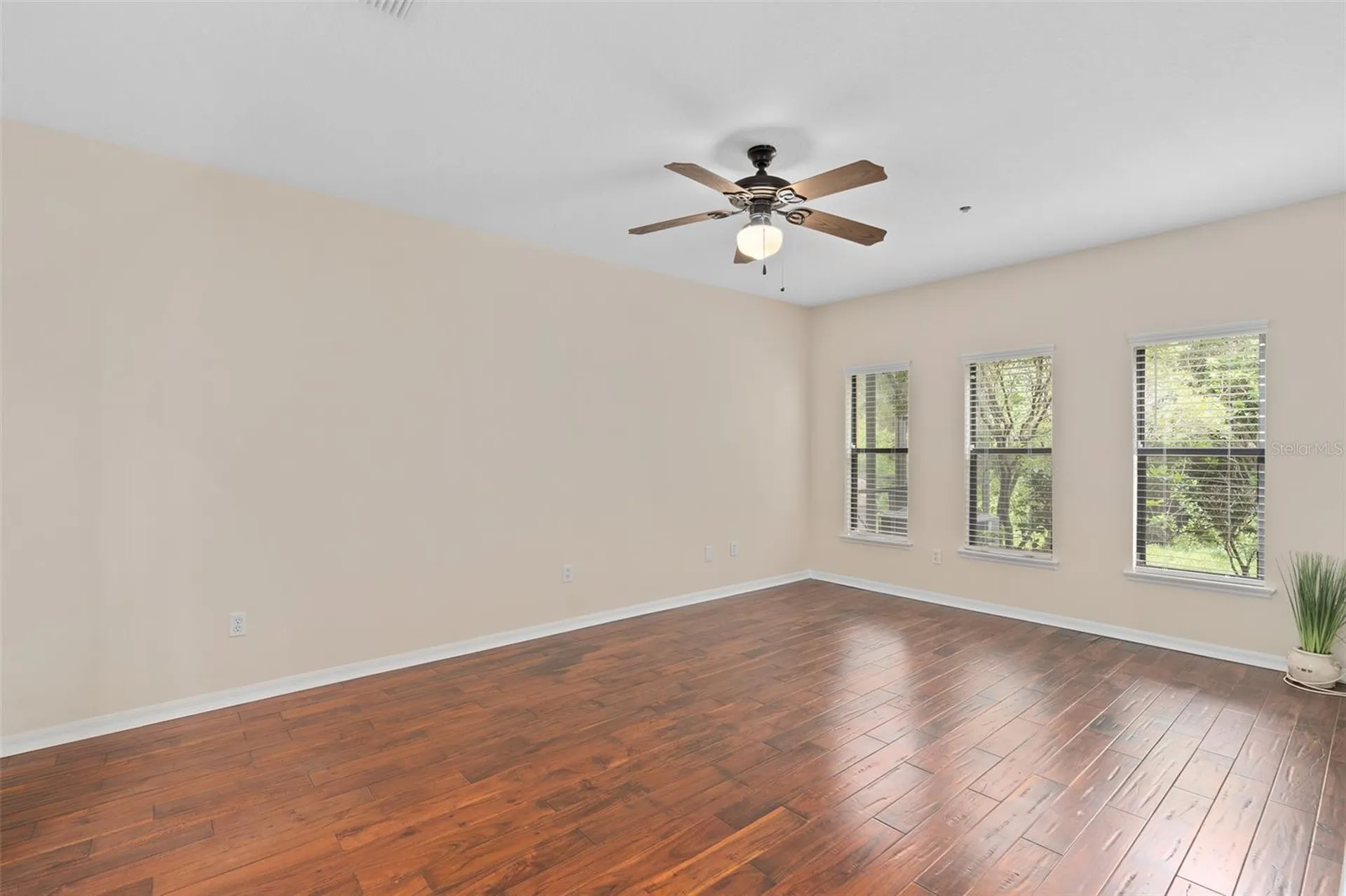 6058 Tivoli Gardens Boulevard Orlando FL 32829