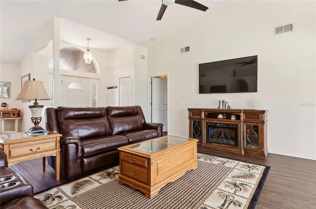 4 Beachside Drive Palm Coast FL 32137