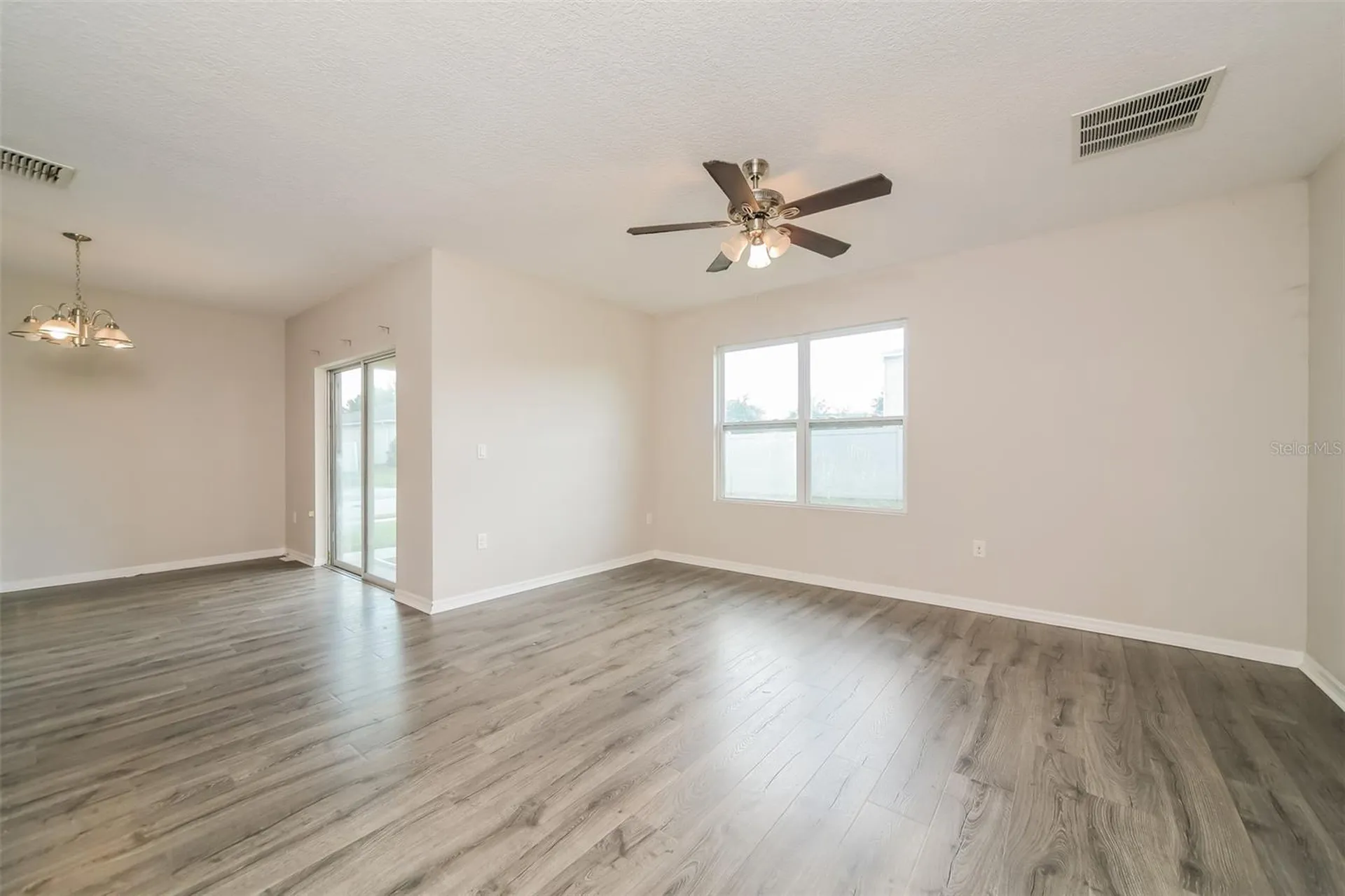 2301 Sequoia Way Davenport FL 33896