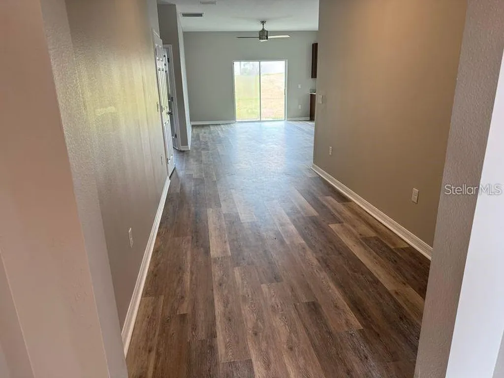 3345 Curlew Avenue Leesburg FL 34748