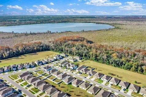 3345 Curlew Avenue Leesburg FL 34748
