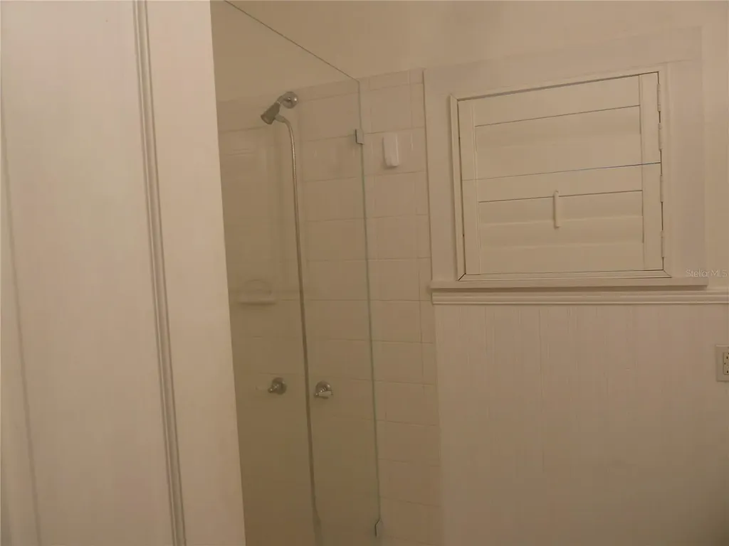 3302 W Villa Rosa Street Tampa FL 33611