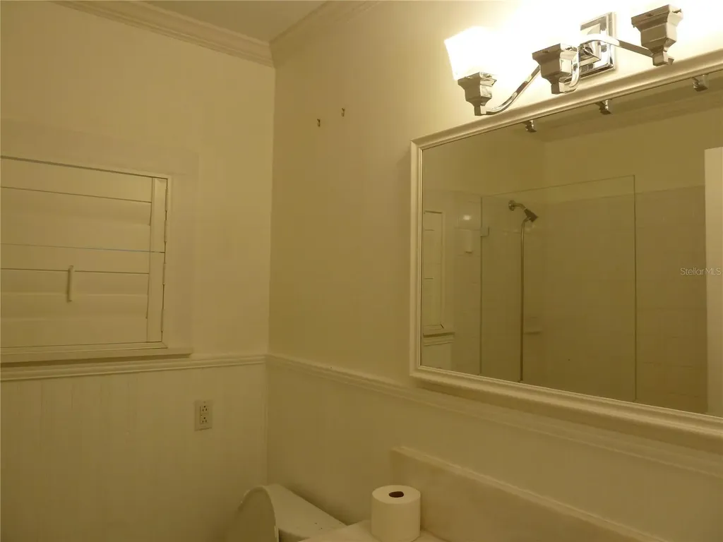 3302 W Villa Rosa Street Tampa FL 33611