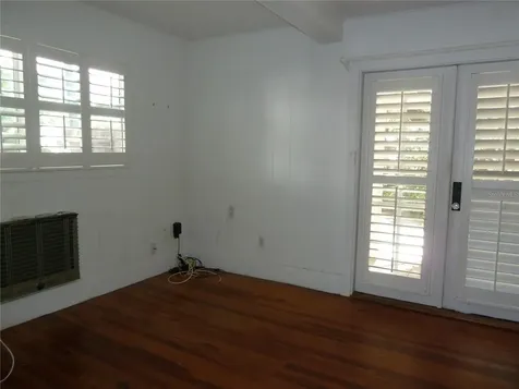 3302 W Villa Rosa Street Tampa FL 33611