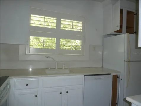 3302 W Villa Rosa Street Tampa FL 33611