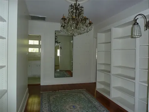 3302 W Villa Rosa Street Tampa FL 33611