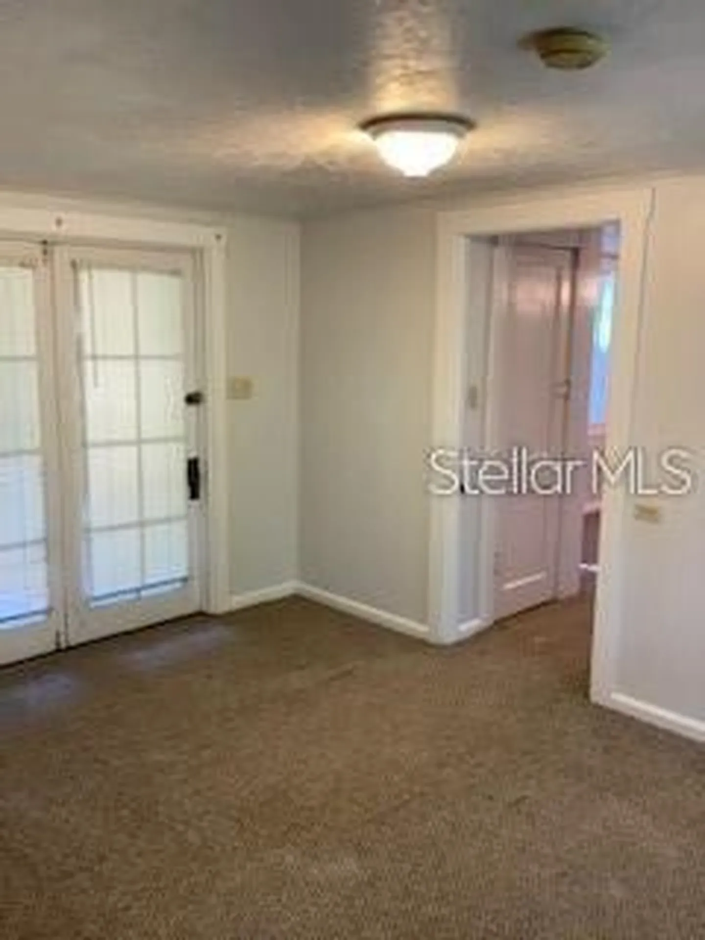 16 W Laurel Oak Drive Eustis FL 32726