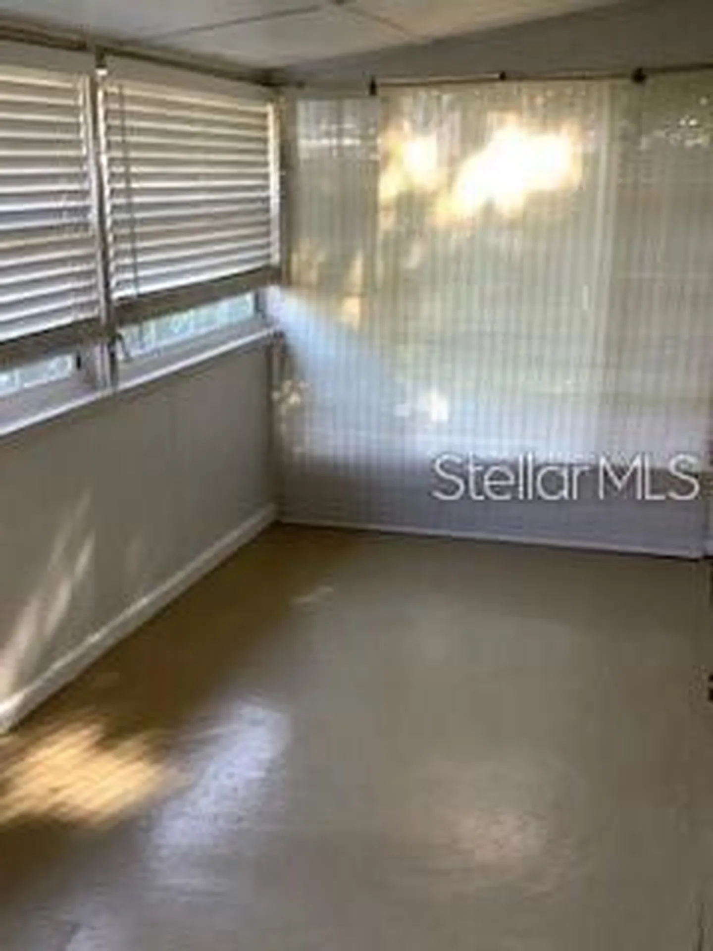 16 W Laurel Oak Drive Eustis FL 32726