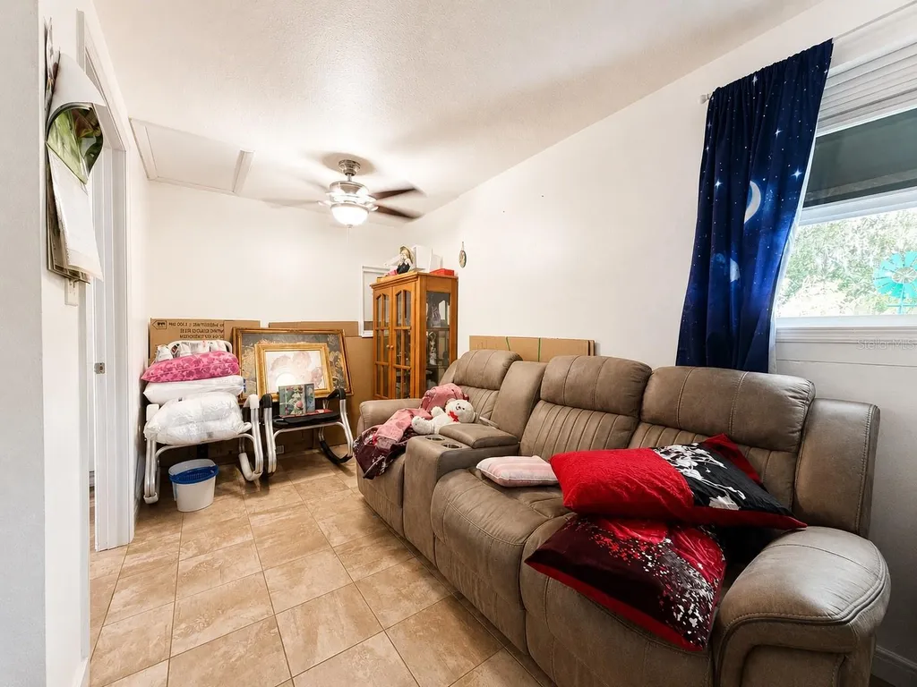 1341 Foxwood Drive Lutz FL 33549