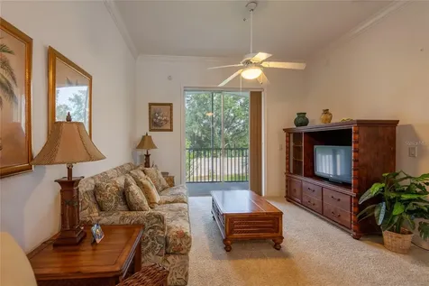 6815 Dali Avenue Land O Lakes FL 34637