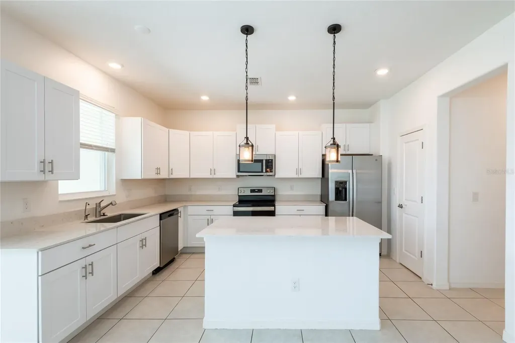 6262 Shiner Street Land O Lakes FL 34638