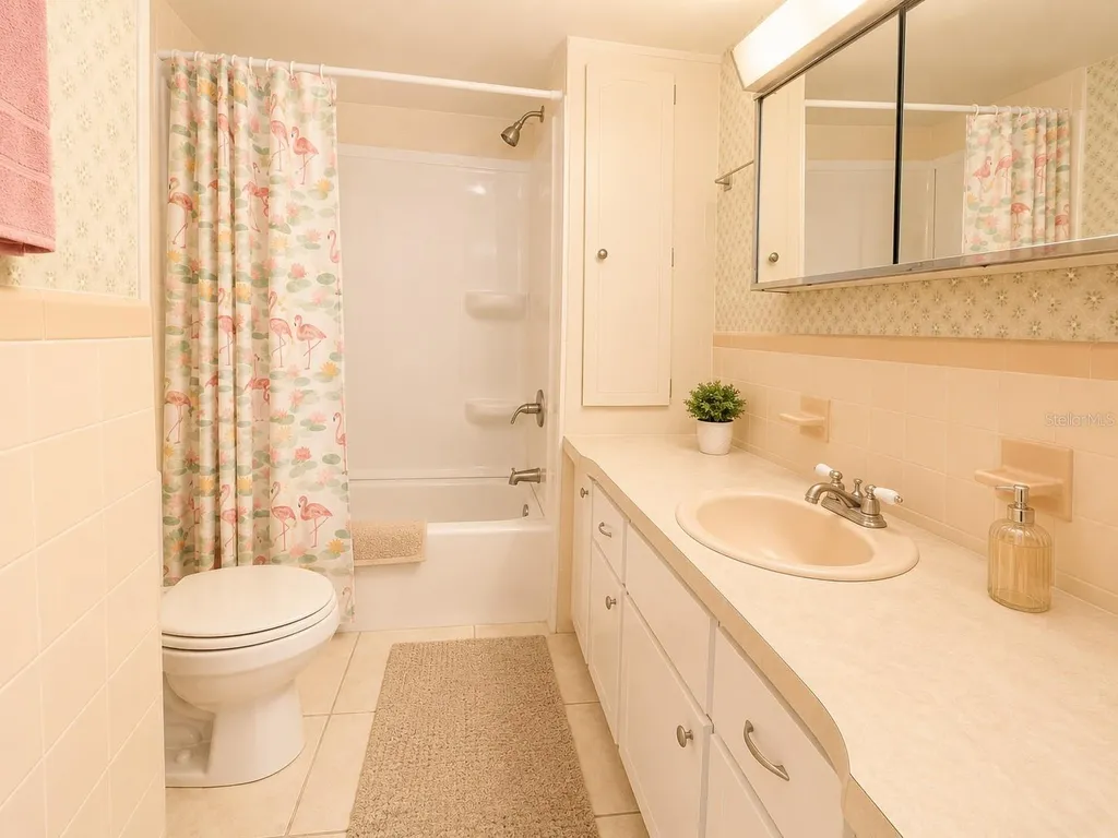 6918 E Bayou Lane Bradenton FL 34207