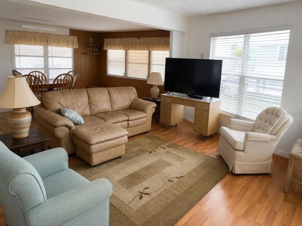 6918 E Bayou Lane Bradenton FL 34207