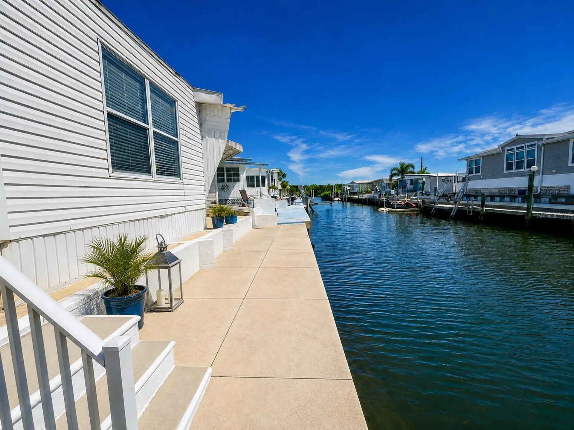 6918 E Bayou Lane Bradenton FL 34207