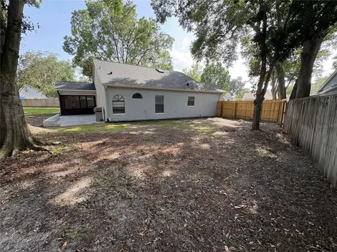 2063 Pernod Court Apopka FL 32703