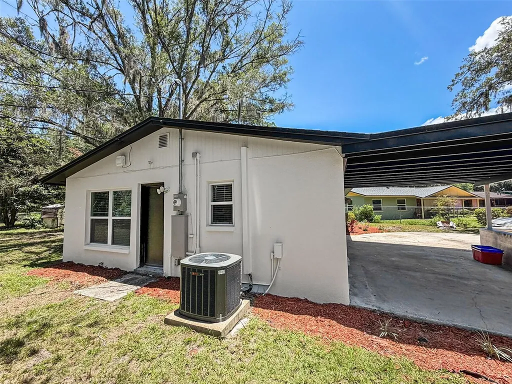 2532 NE 13th Avenue Gainesville FL 32641