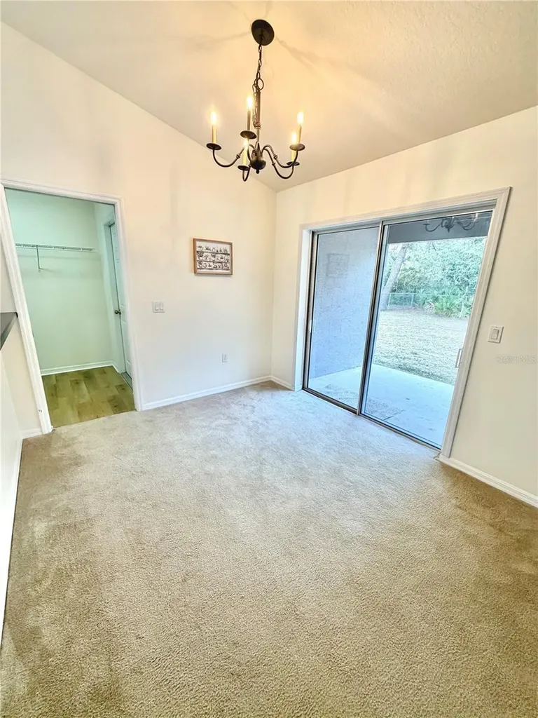 13 Fisher Trail Terrace Ocklawaha FL 32179