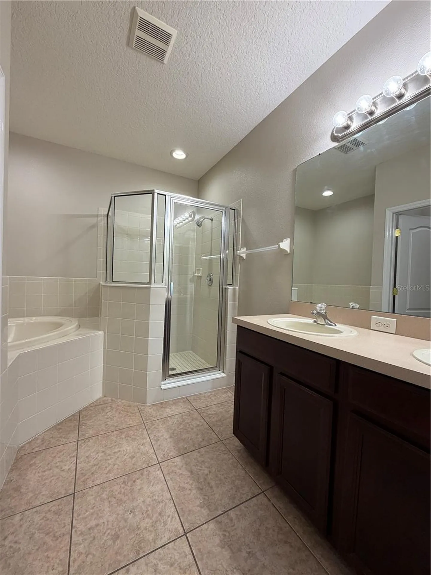 1144 Andrew Aviles Circle Tampa FL 33619