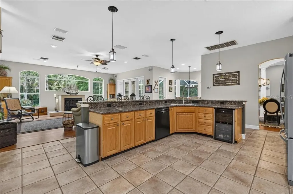 3874 Crescent Cove Place Tarpon Springs FL 34688