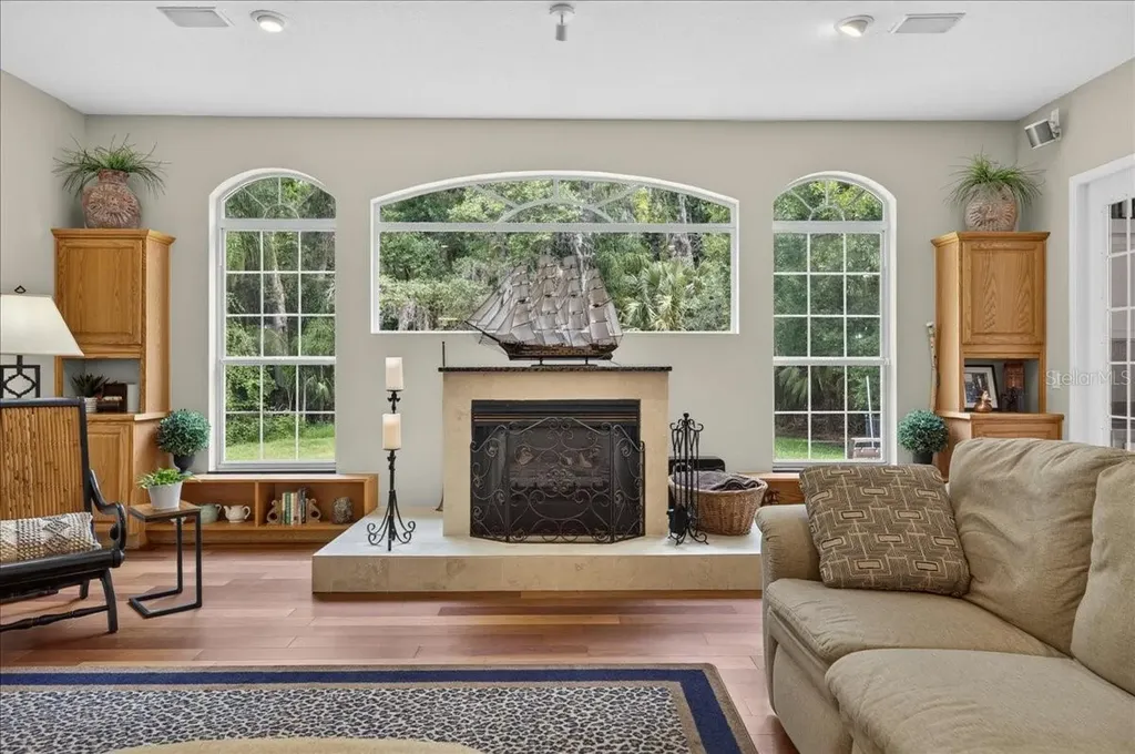 3874 Crescent Cove Place Tarpon Springs FL 34688