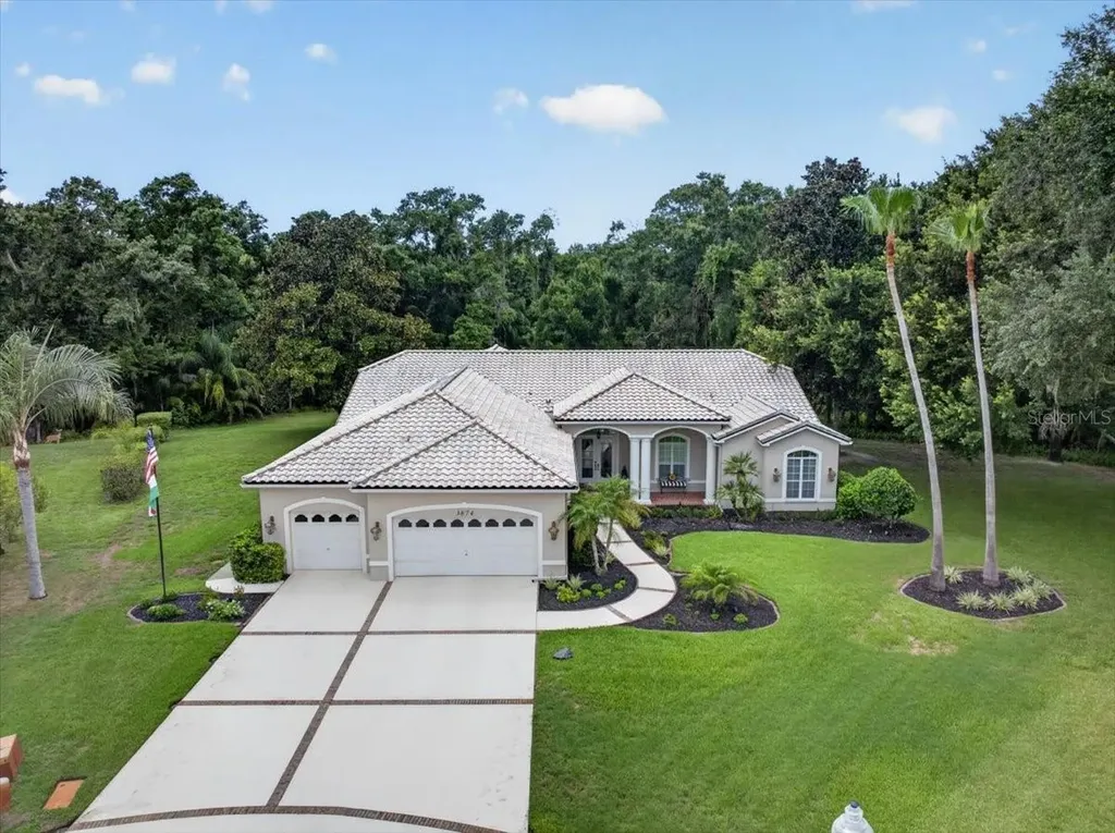 3874 Crescent Cove Place Tarpon Springs FL 34688