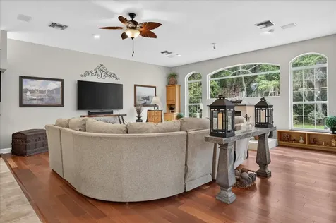 3874 Crescent Cove Place Tarpon Springs FL 34688