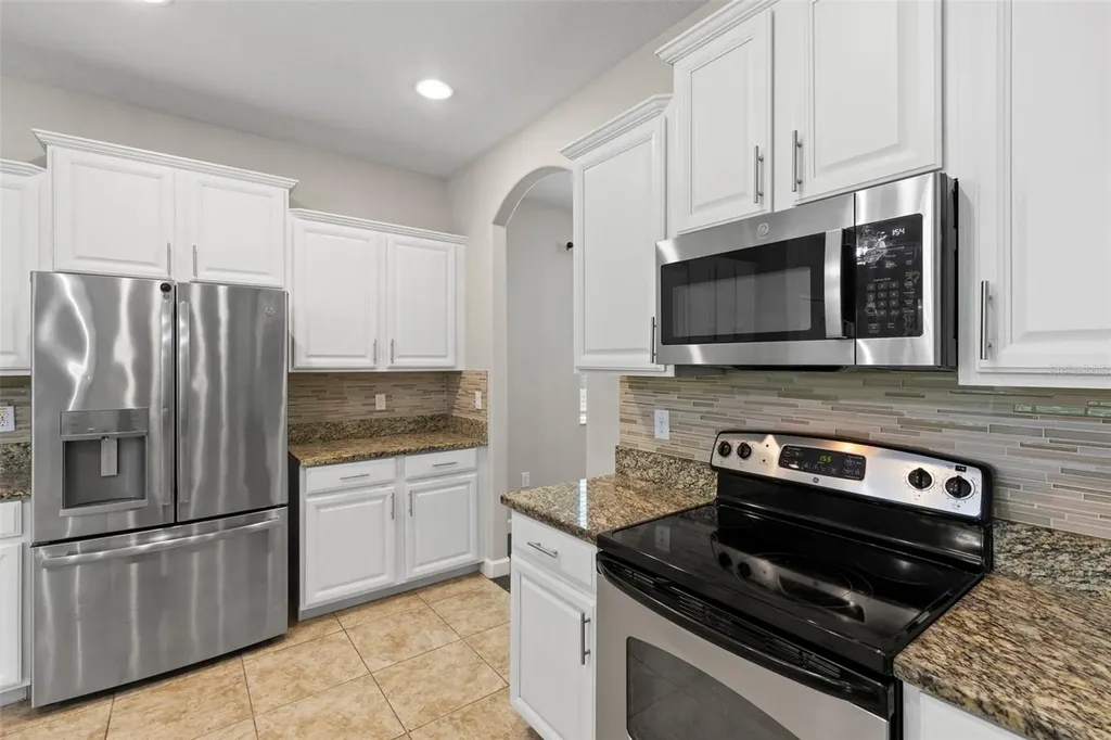 20405 Autumn Fern Avenue Tampa FL 33647