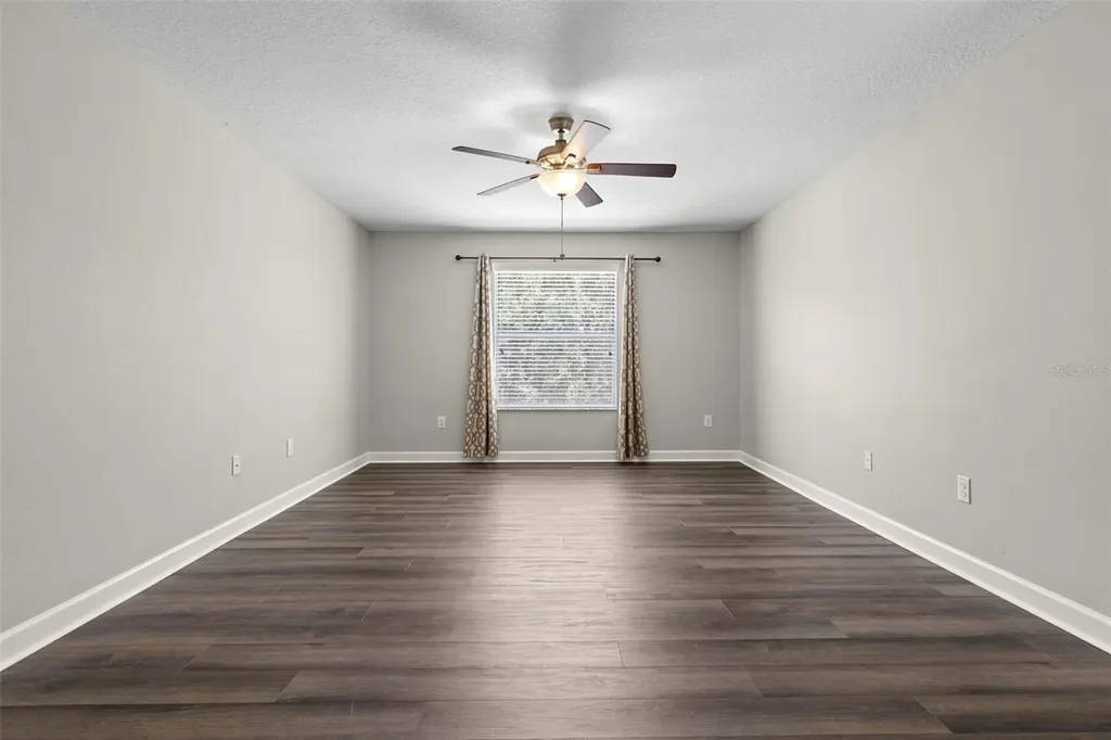 20405 Autumn Fern Avenue Tampa FL 33647