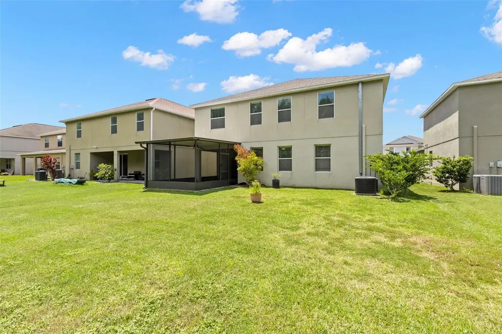 20405 Autumn Fern Avenue Tampa FL 33647