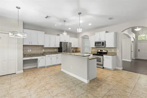 20405 Autumn Fern Avenue Tampa FL 33647