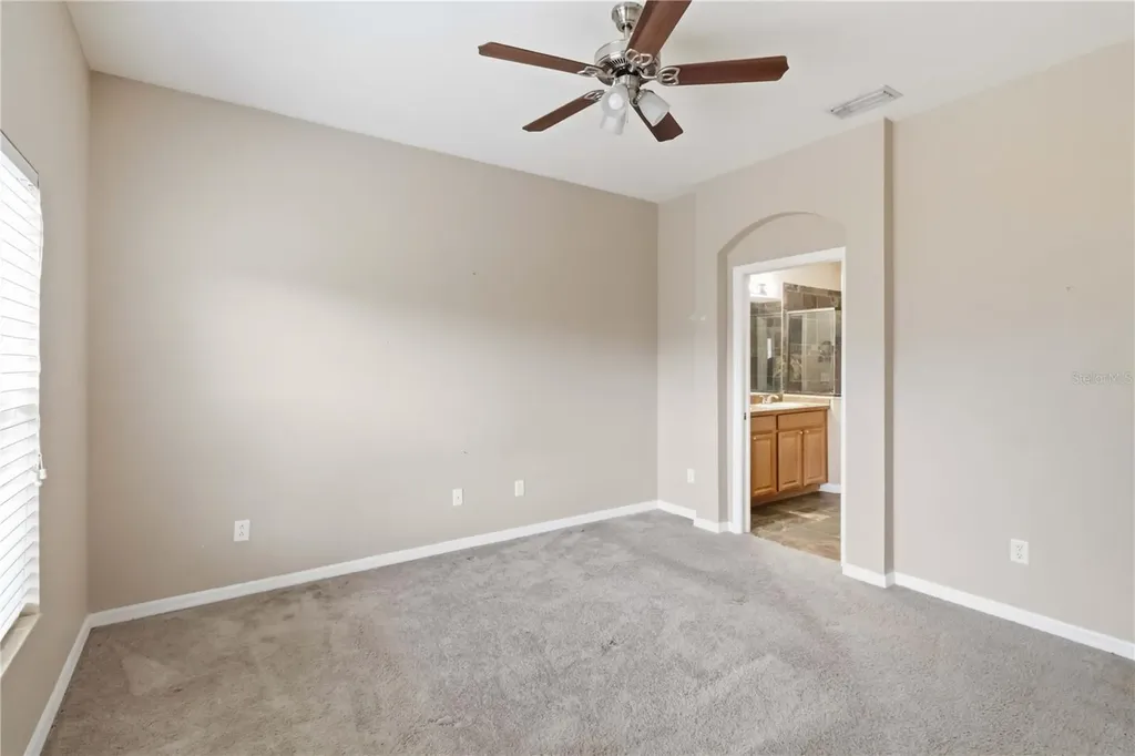 820 Parker Den Drive Ruskin FL 33570