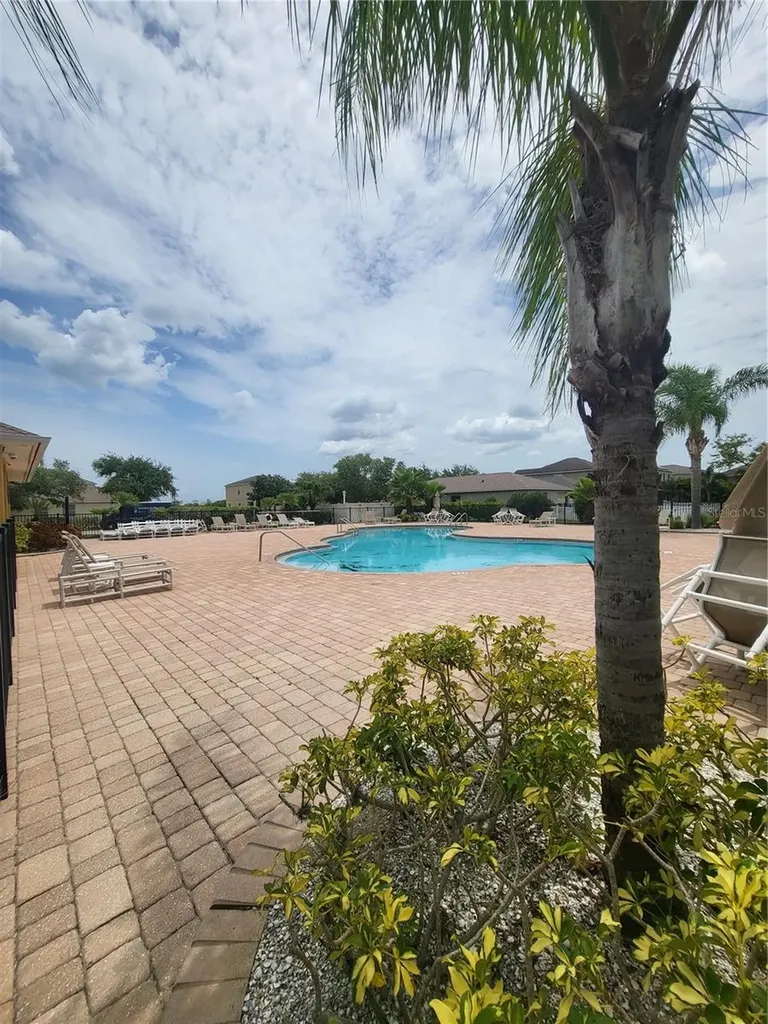 820 Parker Den Drive Ruskin FL 33570