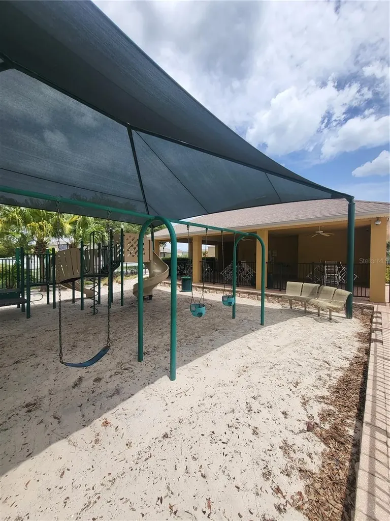 820 Parker Den Drive Ruskin FL 33570