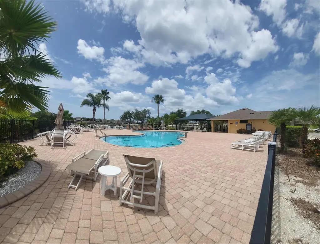 820 Parker Den Drive Ruskin FL 33570