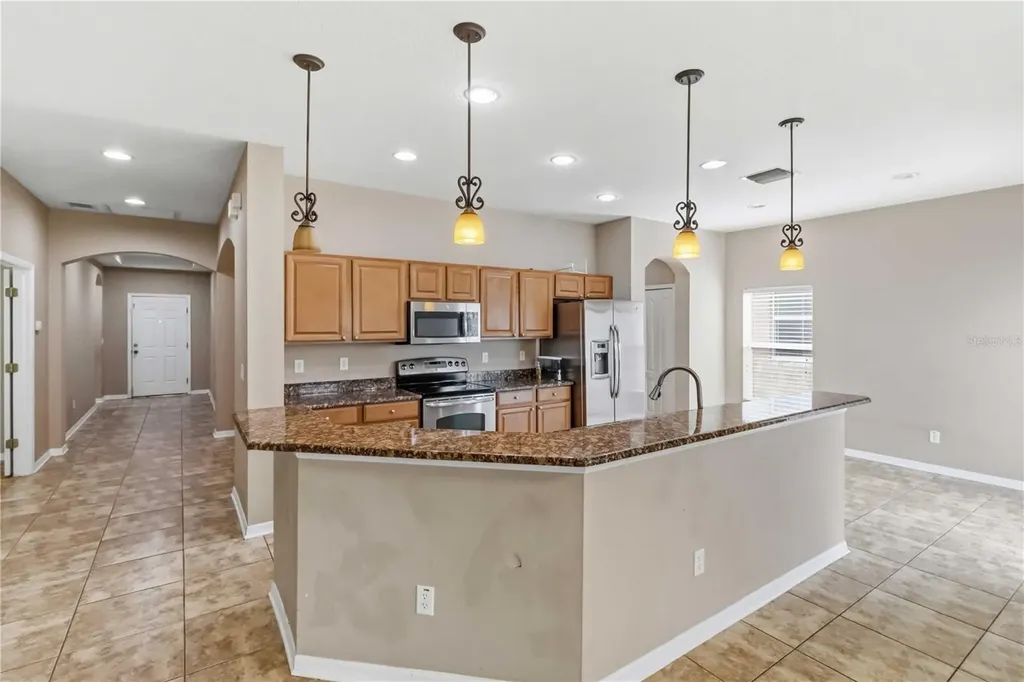 820 Parker Den Drive Ruskin FL 33570