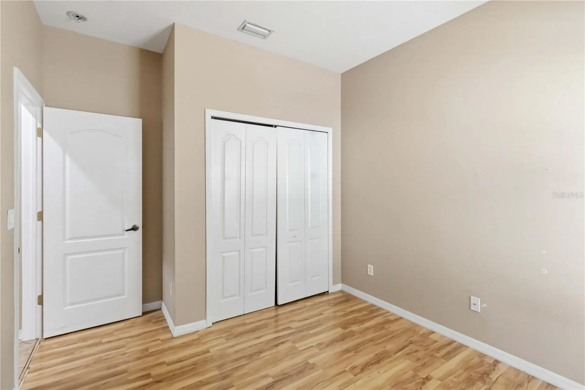 820 Parker Den Drive Ruskin FL 33570
