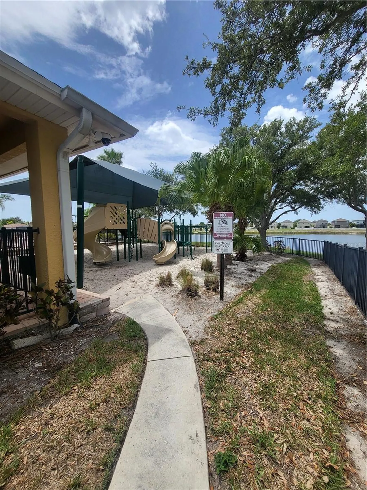 820 Parker Den Drive Ruskin FL 33570